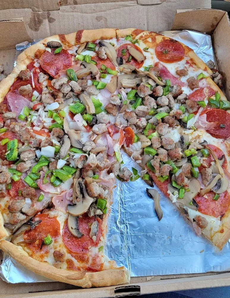 Deluxe Pizza